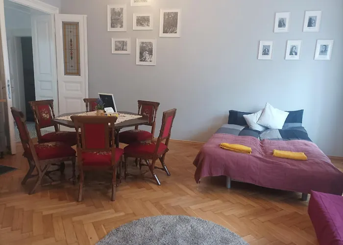 Imola House In The City Center